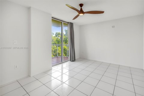 Condo in Miami, Florida, 1 bedroom  № 2179239 - photo 12