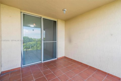 Condo in Miami, Florida, 1 bedroom  № 2179239 - photo 20