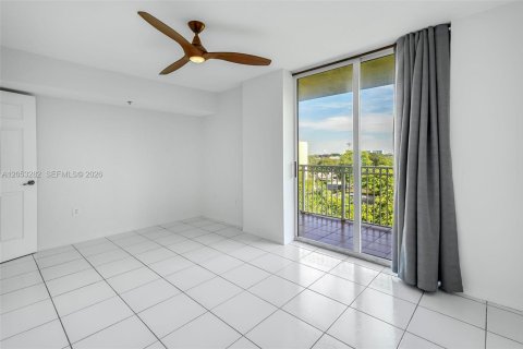 Condo in Miami, Florida, 1 bedroom  № 2179239 - photo 13