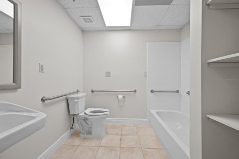 Commercial property in Gainesville, Florida 198.25 sq.m. № 1757786 - photo 20