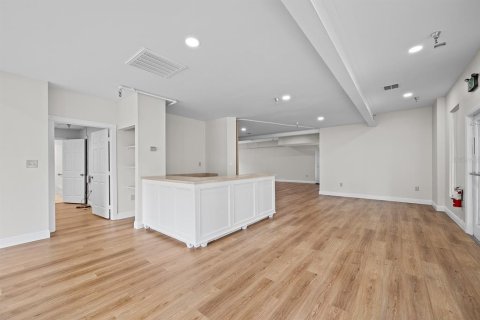Commercial property in Gainesville, Florida 198.25 sq.m. № 1757786 - photo 5