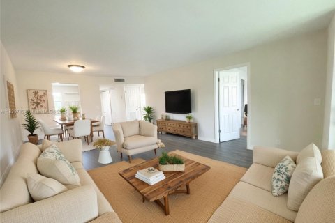 Condominio en venta en Sunrise, Florida, 2 dormitorios, 78.97 m2 № 1936975 - foto 4