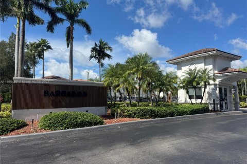 Villa ou maison à louer à Doral, Floride: 3 chambres, 195.47 m2 № 2013684 - photo 2