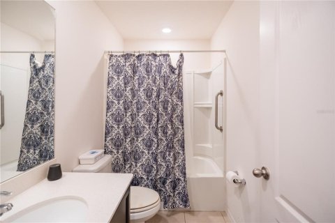House in Poinciana, Florida 3 bedrooms, 135.92 sq.m. № 1883668 - photo 23