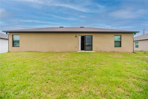 House in Poinciana, Florida 3 bedrooms, 135.92 sq.m. № 1883668 - photo 26