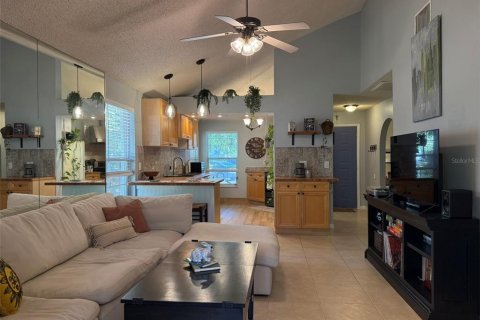 Casa en venta en Palm Harbor, Florida, 1 dormitorio, 94.39 m2 № 1878214 - foto 3