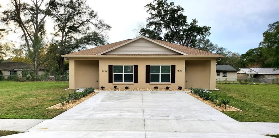 Propiedad comercial en Ocala, Florida 2 dormitorios, 119.19 m2 № 1673079