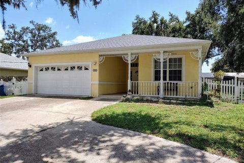 House in Bradenton, Florida 3 bedrooms, 148.55 sq.m. № 1792050 - photo 1