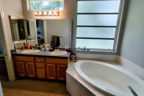 House in Bradenton, Florida 3 bedrooms, 148.55 sq.m. № 1792050 - photo 23