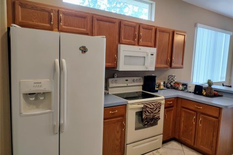 House in Bradenton, Florida 3 bedrooms, 148.55 sq.m. № 1792050 - photo 9