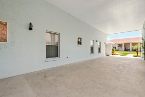 Villa ou maison à vendre à Davenport, Floride: 3 chambres, 131.36 m2 № 1719670 - photo 18
