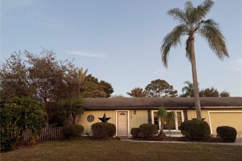 Casa en Port St. Lucie, Florida 2 dormitorios, 95.32 m2 № 2031954