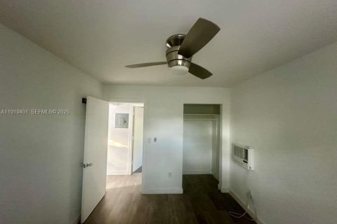 Appartement à louer à Miami, Floride: 1 chambre, 491.45 m2 № 1976866 - photo 8