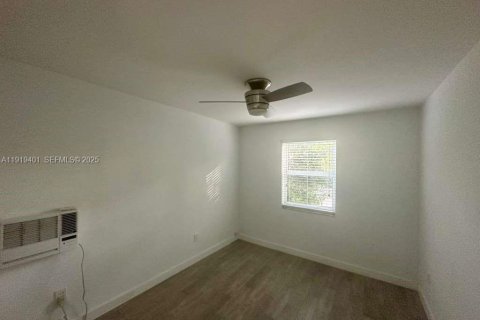 Appartement à louer à Miami, Floride: 1 chambre, 491.45 m2 № 1976866 - photo 9