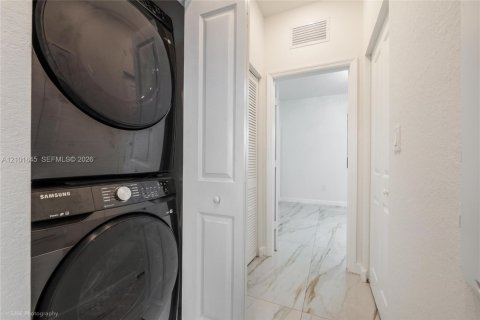 Adosado en venta en Homestead, Florida, 3 dormitorios, 123.37 m2 № 2405980 - foto 12
