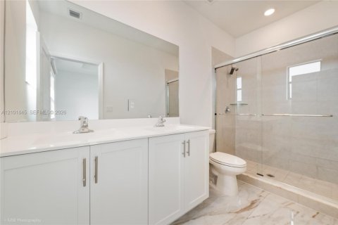 Adosado en venta en Homestead, Florida, 3 dormitorios, 123.37 m2 № 2405980 - foto 9