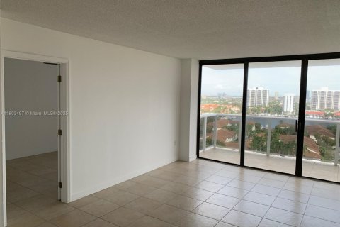 Купить кондоминиум в Авентура, Флорида 2 спальни, 100.24м2, № 1688977 - фото 7