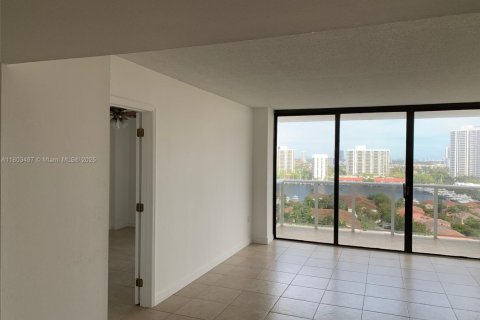 Купить кондоминиум в Авентура, Флорида 2 спальни, 100.24м2, № 1688977 - фото 9