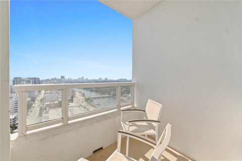 Купить кондоминиум в Майами-Бич, Флорида 1 спальня, 91.04м2, № 1958084 - фото 8