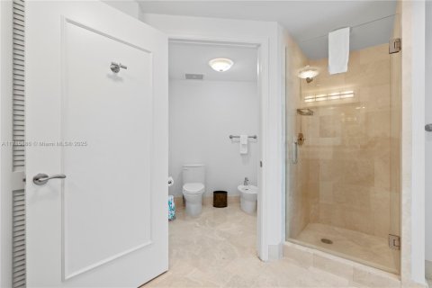 Купить кондоминиум в Майами-Бич, Флорида 1 спальня, 91.04м2, № 1958084 - фото 28