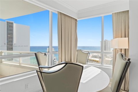 Купить кондоминиум в Майами-Бич, Флорида 1 спальня, 91.04м2, № 1958084 - фото 13