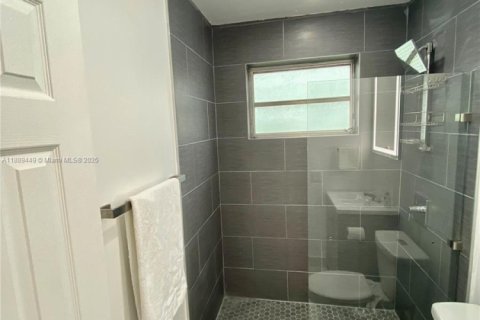 Condominio en venta en Miami Beach, Florida, 1 dormitorio, 54.44 m2 № 1941395 - foto 15