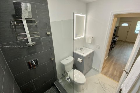 Condominio en venta en Miami Beach, Florida, 1 dormitorio, 54.44 m2 № 1941395 - foto 12
