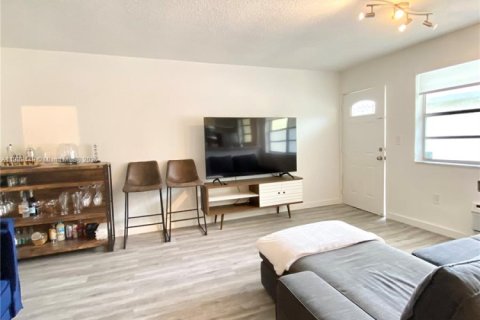 Condominio en venta en Miami Beach, Florida, 1 dormitorio, 54.44 m2 № 1941395 - foto 9