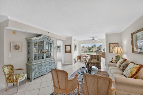 Condo in Boynton Beach, Florida, 2 bedrooms  № 2369788 - photo 20