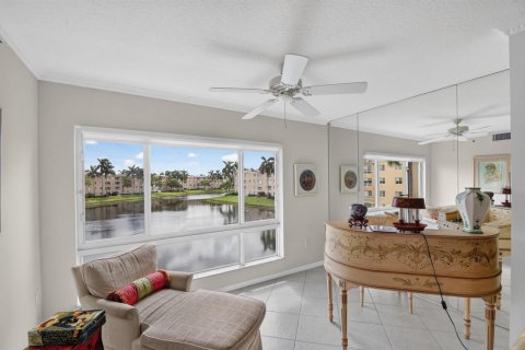 Condo in Boynton Beach, Florida, 2 bedrooms  № 2369788