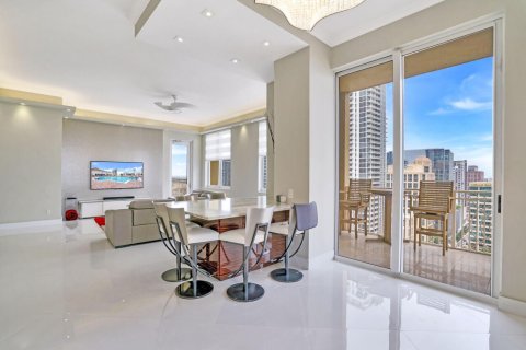 Condo in Fort Lauderdale, Florida, 3 bedrooms  № 2173876 - photo 10