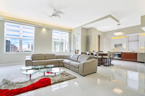 Condo in Fort Lauderdale, Florida, 3 bedrooms  № 2173876 - photo 7