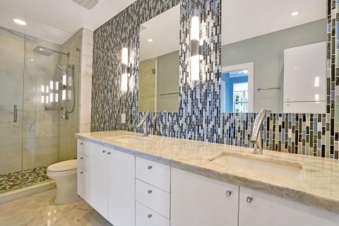 Condo in Fort Lauderdale, Florida, 3 bedrooms  № 2173876 - photo 16