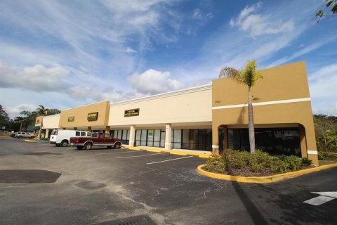 Propiedad comercial en alquiler en Winter Park, Florida, 1397.44 m2 № 791806 - foto 7