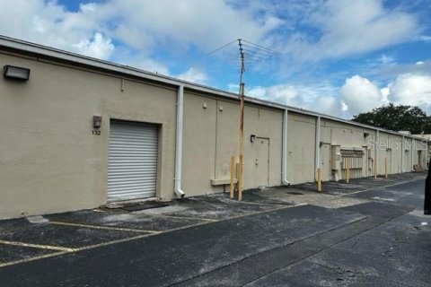 Propiedad comercial en alquiler en Winter Park, Florida, 1397.44 m2 № 791806 - foto 3
