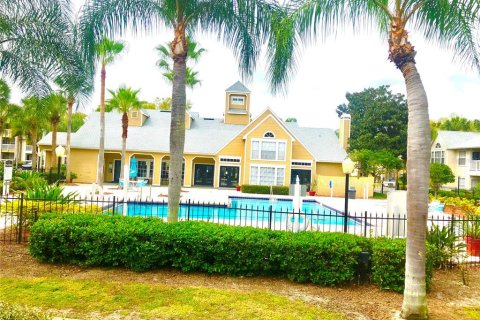 Condo in Orlando, Florida, 1 bedroom  № 1914967 - photo 22