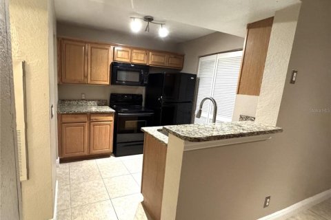 Condo in Orlando, Florida, 1 bedroom  № 1914967 - photo 5