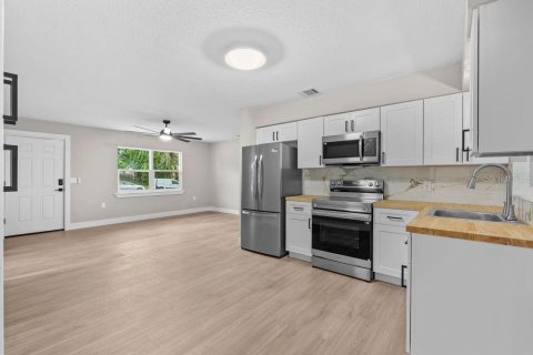 Villa ou maison à vendre à Orlando, Floride: 3 chambres, 97.55 m2 № 2156279 - photo 6