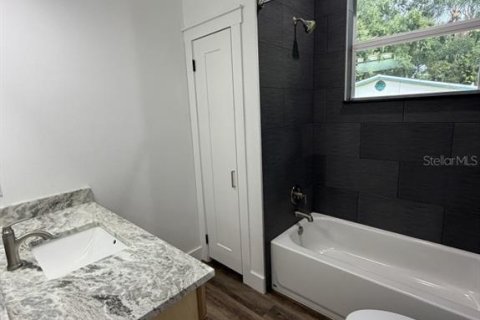 Casa en venta en Okeechobee, Florida, 3 dormitorios, 181.9 m2 № 2349299 - foto 15