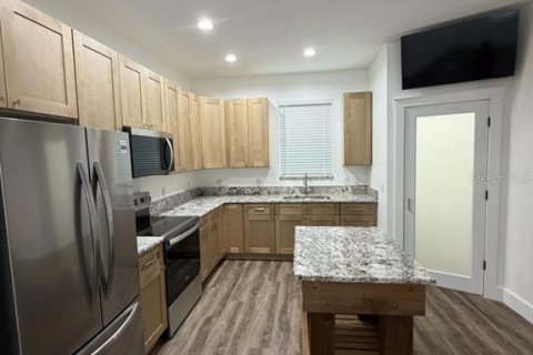 Casa en venta en Okeechobee, Florida, 3 dormitorios, 181.9 m2 № 2349299 - foto 13