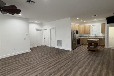 Casa en venta en Okeechobee, Florida, 3 dormitorios, 181.9 m2 № 2349299 - foto 14