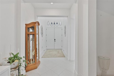 House in Riverview, Florida 5 bedrooms, 397.71 sq.m. № 2223245 - photo 13