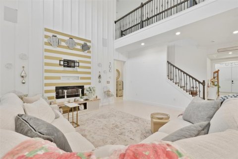 House in Riverview, Florida 5 bedrooms, 397.71 sq.m. № 2223245 - photo 5