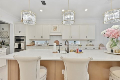 House in Riverview, Florida 5 bedrooms, 397.71 sq.m. № 2223245 - photo 8