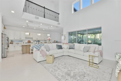 House in Riverview, Florida 5 bedrooms, 397.71 sq.m. № 2223245 - photo 4