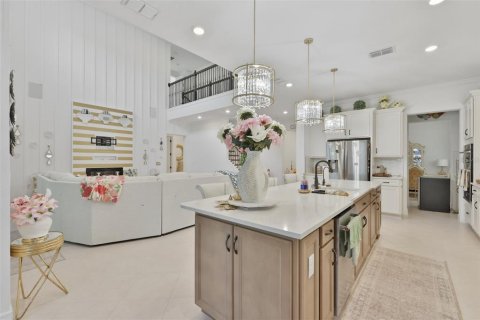 House in Riverview, Florida 5 bedrooms, 397.71 sq.m. № 2223245 - photo 6