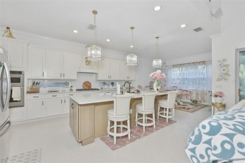 House in Riverview, Florida 5 bedrooms, 397.71 sq.m. № 2223245 - photo 7