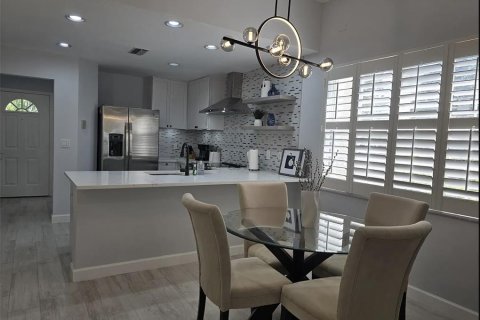 Condominio en alquiler en Bradenton, Florida, 3 dormitorios, 133.69 m2 № 1886945 - foto 9