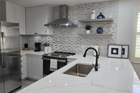 Condominio en alquiler en Bradenton, Florida, 3 dormitorios, 133.69 m2 № 1886945 - foto 3