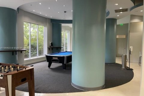 Condo in Hollywood, Florida, 2 bedrooms  № 1962489 - photo 15